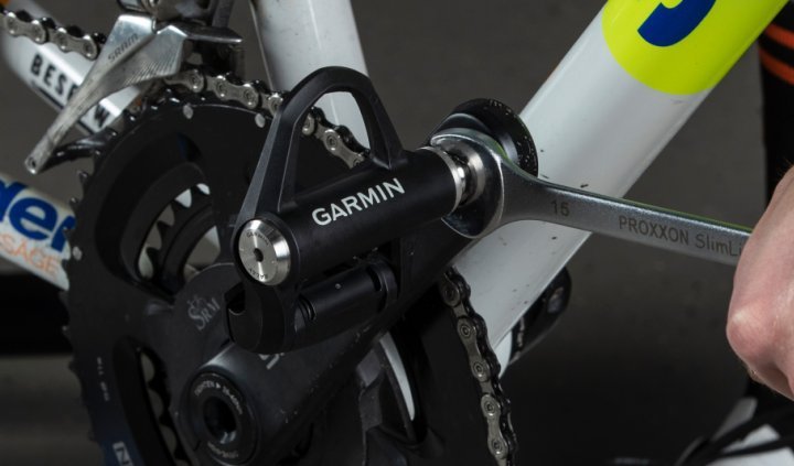 Nous avons pu la tester à l'avance : la pédale à wattmètre Garmin Rally marque des points grâce à ses multiples variantes qui permettent de mesurer la performance dans tous les domaines d'utilisation.