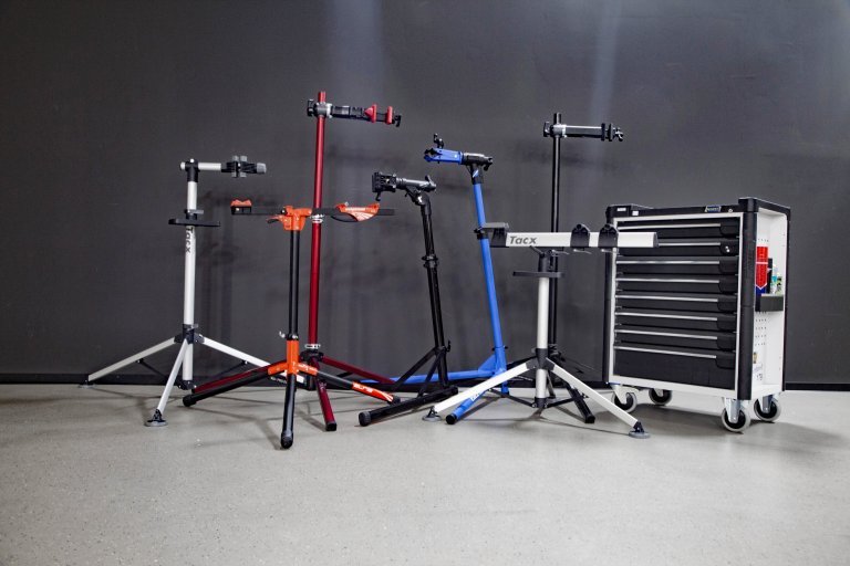 Review: 7 bicycle work stands compared