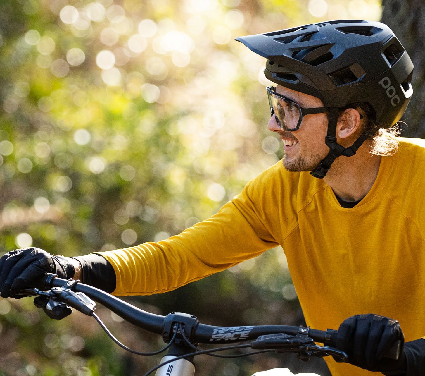 POC Protektoren, Helme & Fahrradbekleidung für MTB und Rennrad