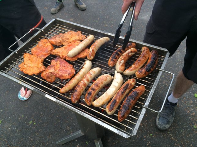 Abends haben wir gemütlich gegrillt.