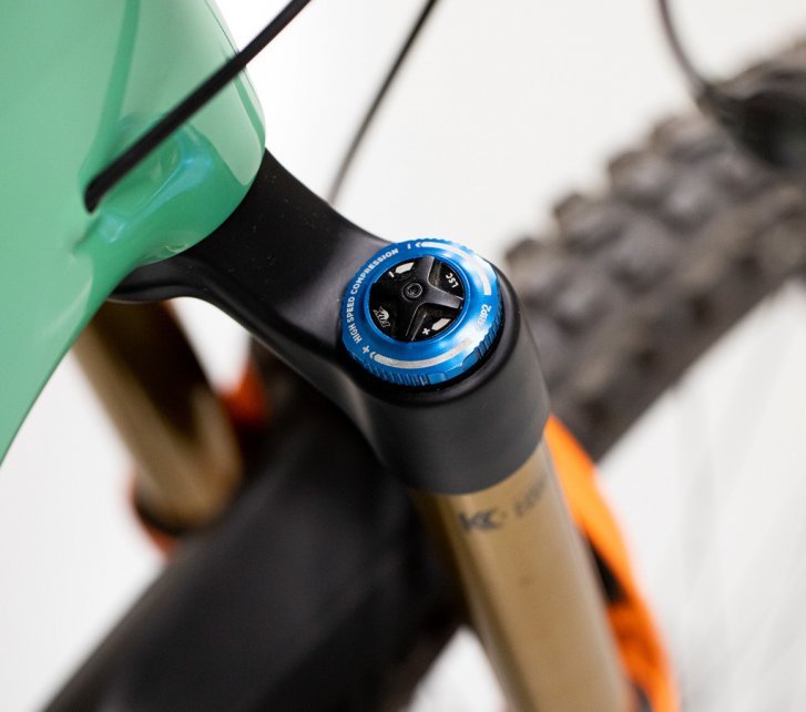 3min19sec Pompe pour amortisseur vélo & VTT - Pompe haute pression