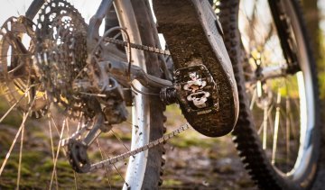 OneUp Clip Pedals im Test: So fährt sich das MTB-Klickpedal der kanadischen Kultmarke