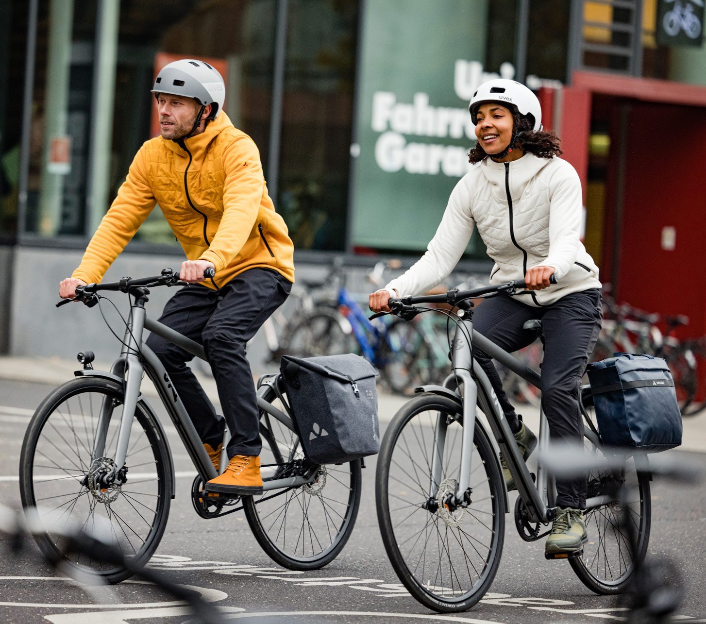 W22_001304_VAUDE_URBAN_MOBILITY_LEIPZIG_ERD_lowres_header_mobil_taschen.jpg