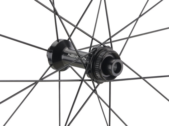 NEWMEN Advanced SL R.80 Streem Disc Center Lock Carbon 28" Laufradsatz - black-black/Shimano Road/142 mm/100 mm/28"/100 mm/Shimano Road/100 mm/142 mm/Non Boost/Non Boost