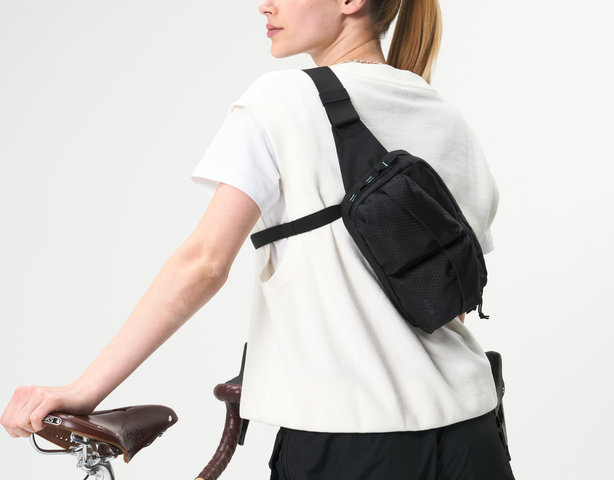 AEVOR UT Hip Pack Waist Bag - utility black/3000 ml