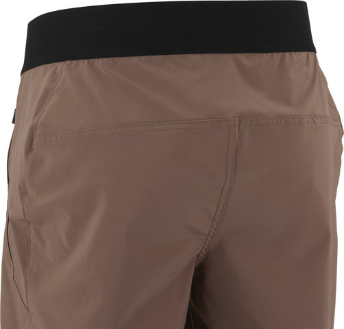 ION Tech Logo Shorts - evil amber/M